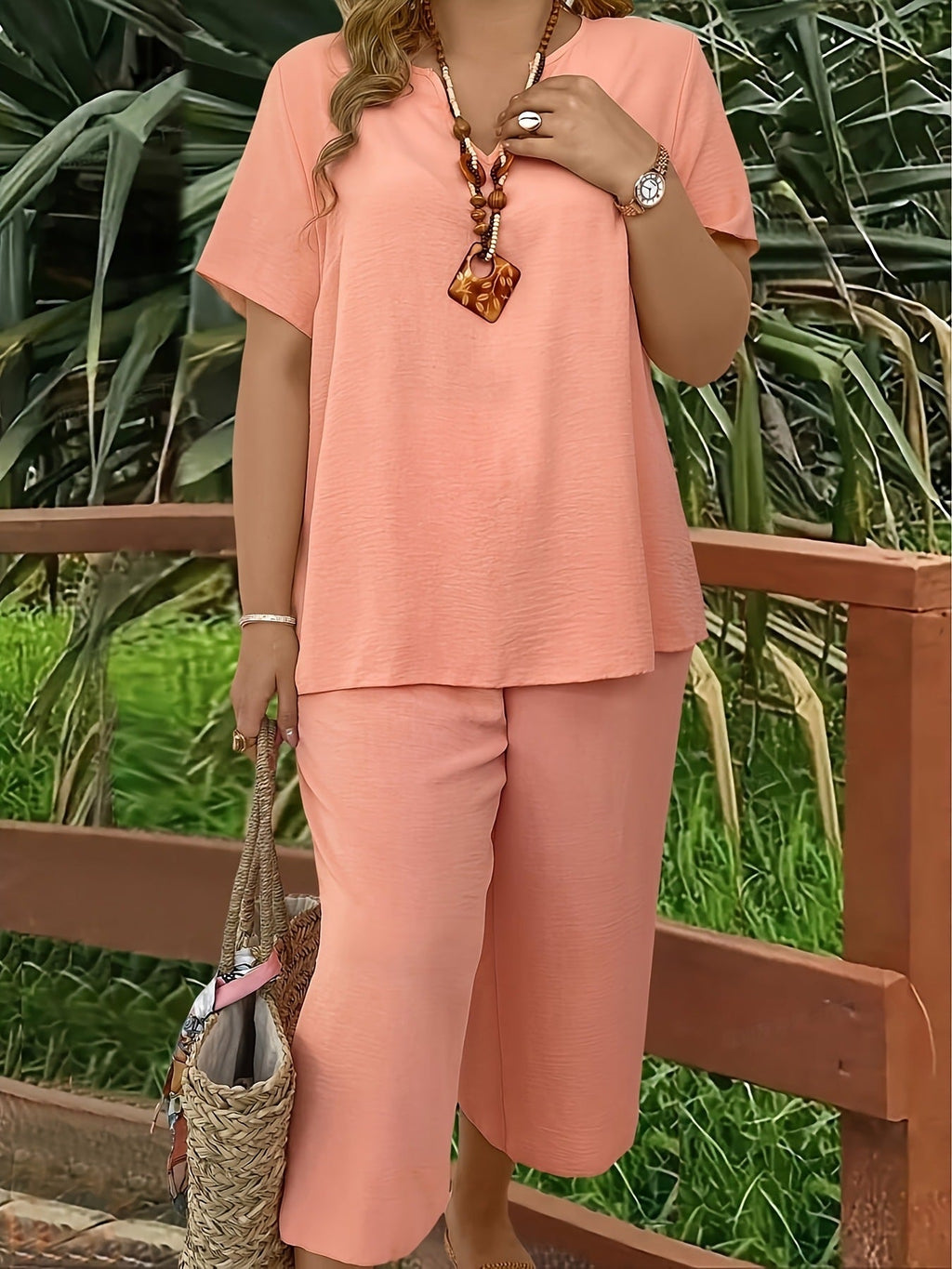 Spring/Summer Fashion Solid Color V-neck Short-sleeved Top and Wide-leg Pants Set | Lindgren Studio
