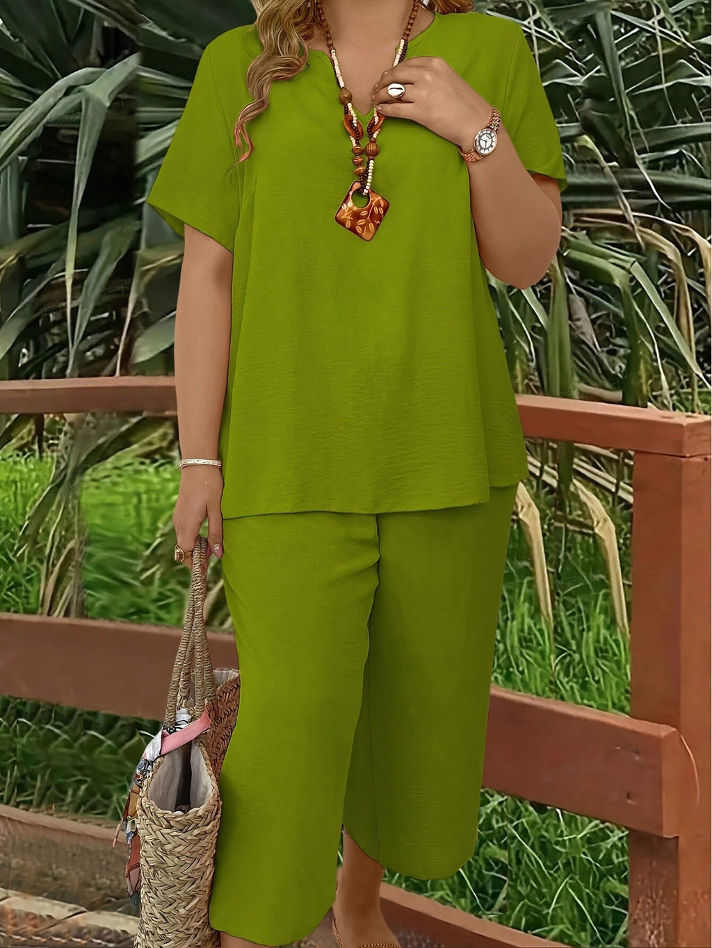 Spring/Summer Fashion Solid Color V-neck Short-sleeved Top and Wide-leg Pants Set | Lindgren Studio