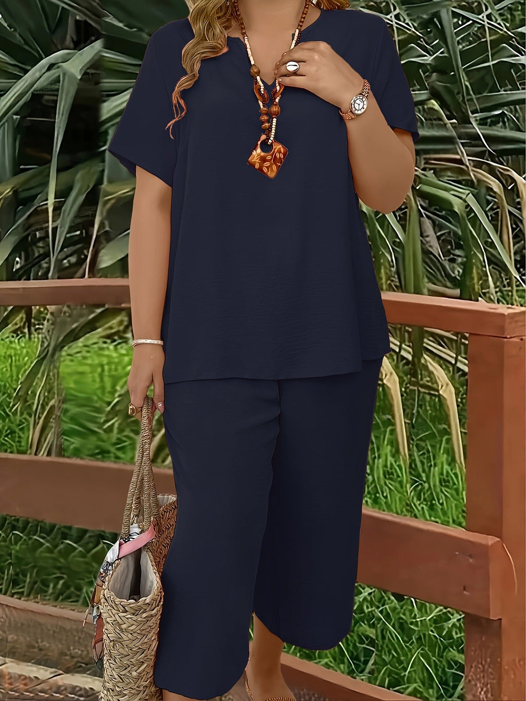 Spring/Summer Fashion Solid Color V-neck Short-sleeved Top and Wide-leg Pants Set | Lindgren Studio